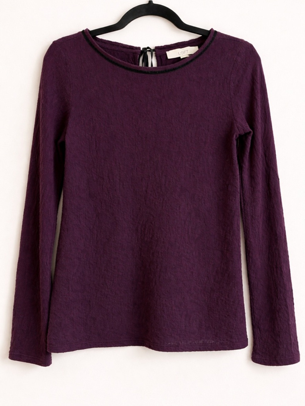 LOFT Plum Textured Long Sleeve Top with Keyhole Back – Size XS